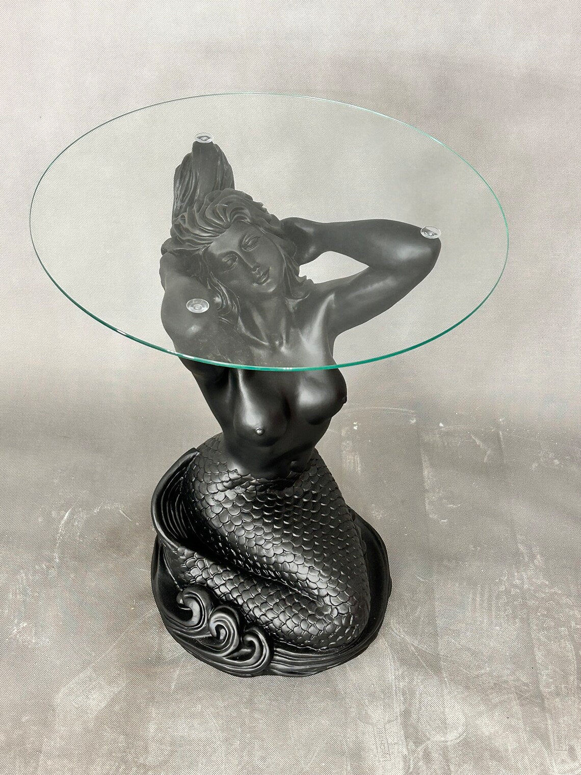 Figurentisch im Frauen Design Beistelltisch, Couchtisch, Glastisch Antik Stil